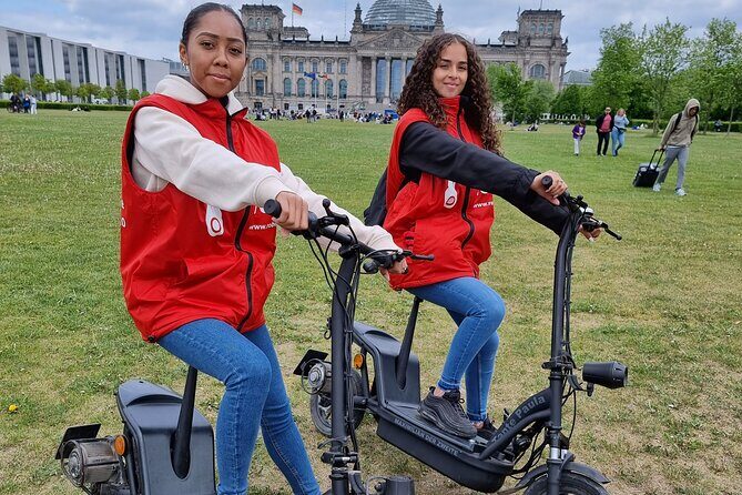 3-H E-scooter Sightseeing Tours in Berlin - Photo Stops and Time Management: You’ll Get Moving Shots