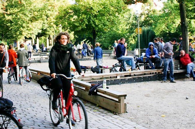 3-Hour Private Berlin Bike Tour: Vibes of Berlin - Getting Rolling at Nikolaiviertel (and Why That Start Location Helps)