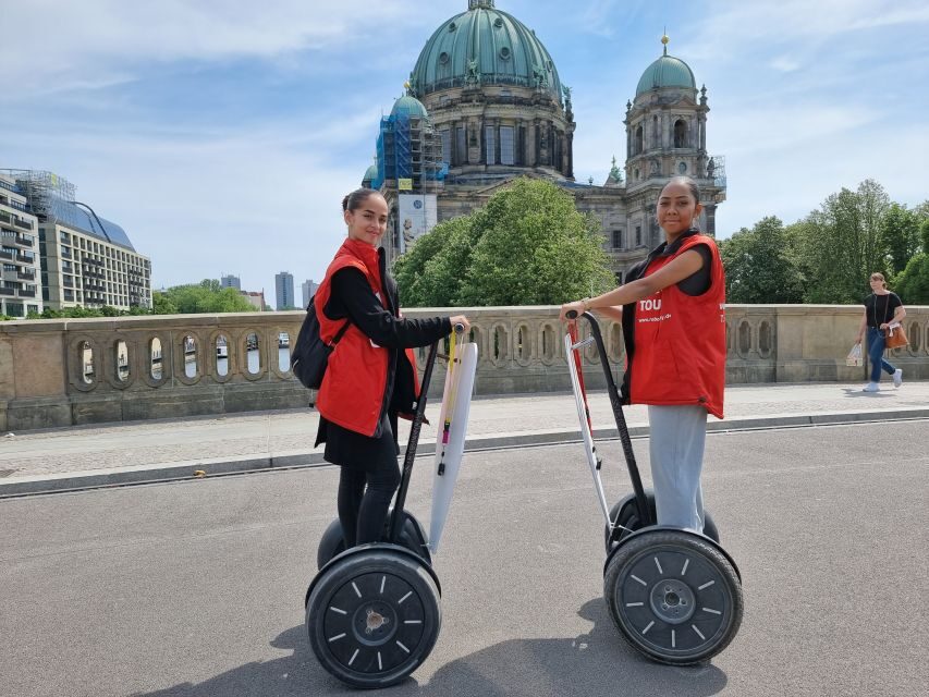 3h-Berlin: Private Sightseeing Segway Tour - Reichstag, Holocaust Memorial, and the checkpoint photo run