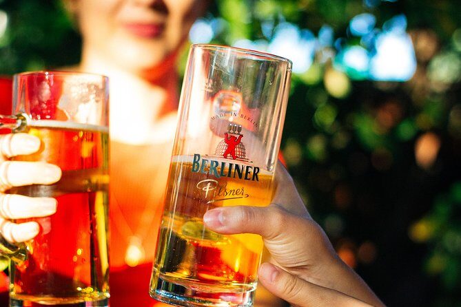 A Taste of Berlin: Craft Beer Private Tour - Beer stop 1: Hopfenstopfer Citra Pale Ale, plus a Sunday swap