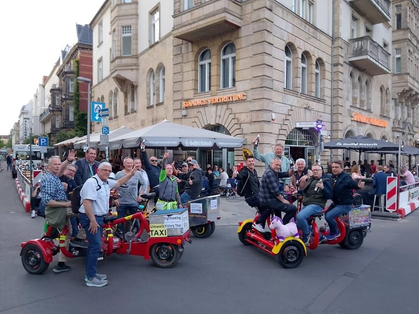 Beer Bike & Party Bike: Unforgettable Berlin City Tour incl. pickup - Why the private group format helps your day