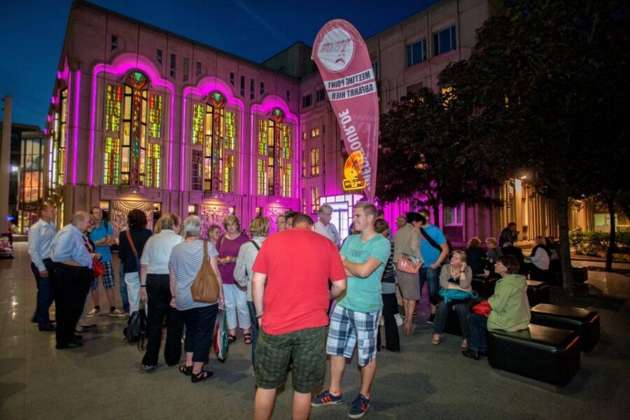 Berlin: 1.5-Hour Comedy Bus Tour in German - What the Comedy Bus Tour Really Does for Your Berlin Day