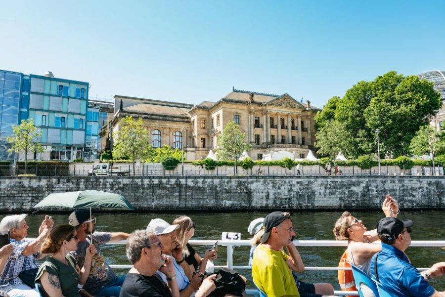 Berlin: 1-Hour City Tour by Boat with Guaranteed Seating - The Route: Reichstag, Government Quarter, and the Spree’s Best Views