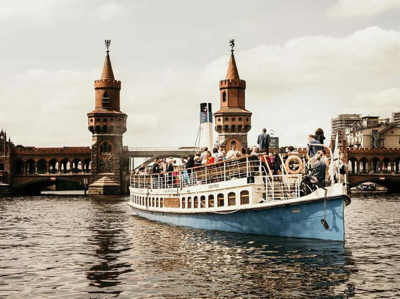 Berlin: 2.5-Hour Beer & Sunset Sightseeing Boat Cruise - Key things you’ll notice on this Berlin sunset cruise