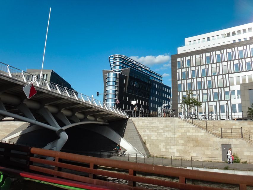 Berlin: 2.5-Hour East Side Boat Cruise with Commentary - Oberbaum Bridge and the East Harbor: Berlin’s Most Photographed Crossing