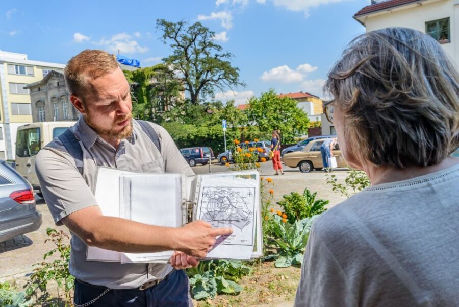 Berlin: 2.5-Hour Walking Tour through Kreuzberg 61 - FAQ