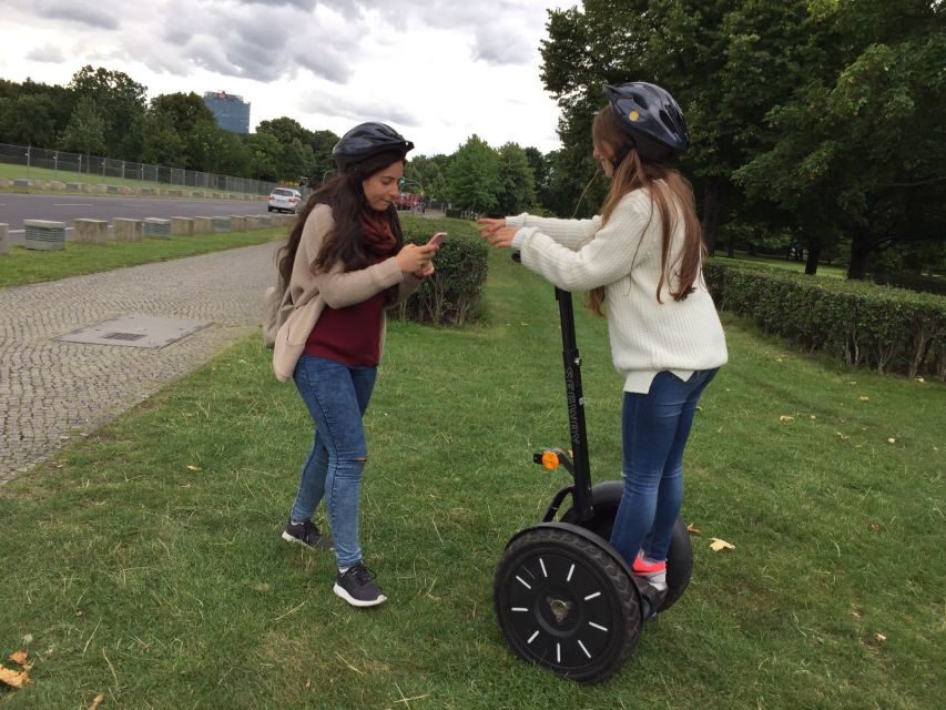 Berlin 2-Hour Segway Tour - Brandenburg Gate: the classic view, timed for photos