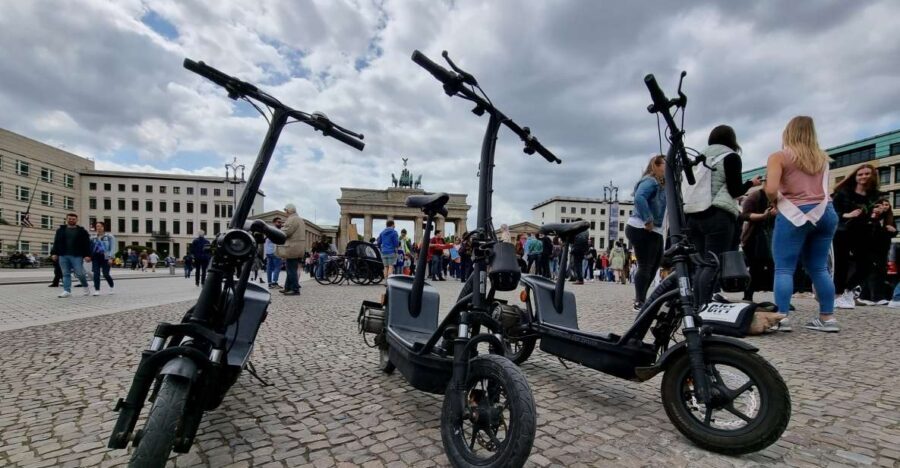 Berlin: 3-H Top Sights Guided E-Scooter Tour - Robot City Segway Tour Berlin: start smart and get confident