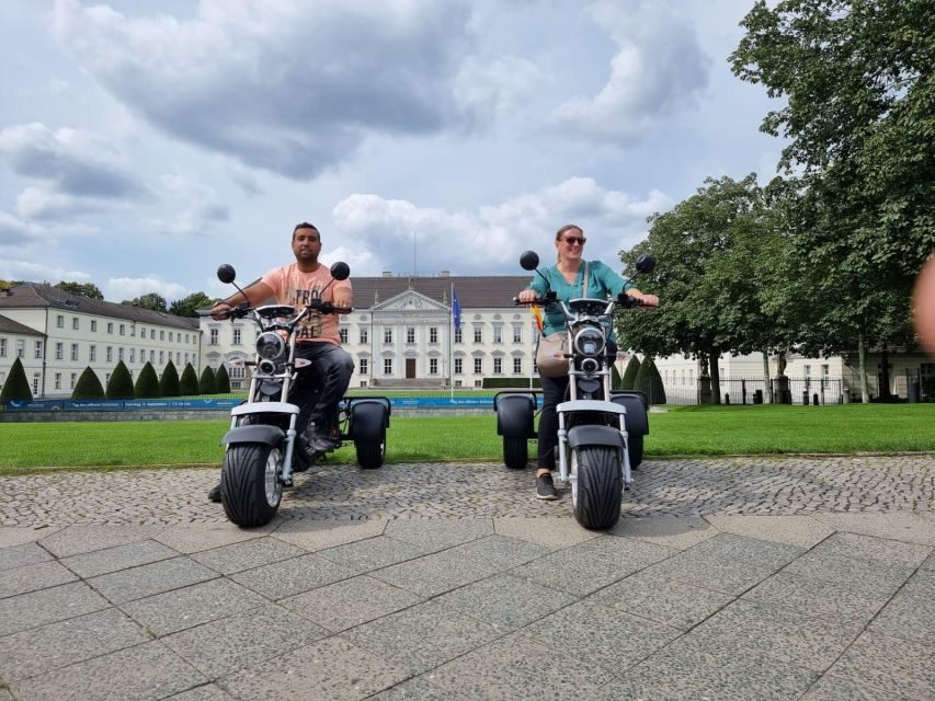 Berlin: 3-Hour Guided Small Group Fat Tire E-Scooter Tour - Victory Column and the photo-friendly rhythm on Unter den Linden