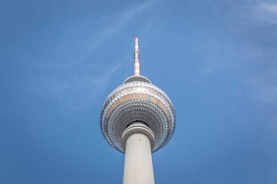 Berlin: 3-Hour Private Tour in French or Italian - A 3-hour Berlin orientation you can actually use