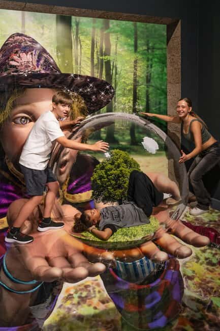 Berlin: 3D TrickArt Museum - Tickets - Accessibility and age fit: who this museum is for