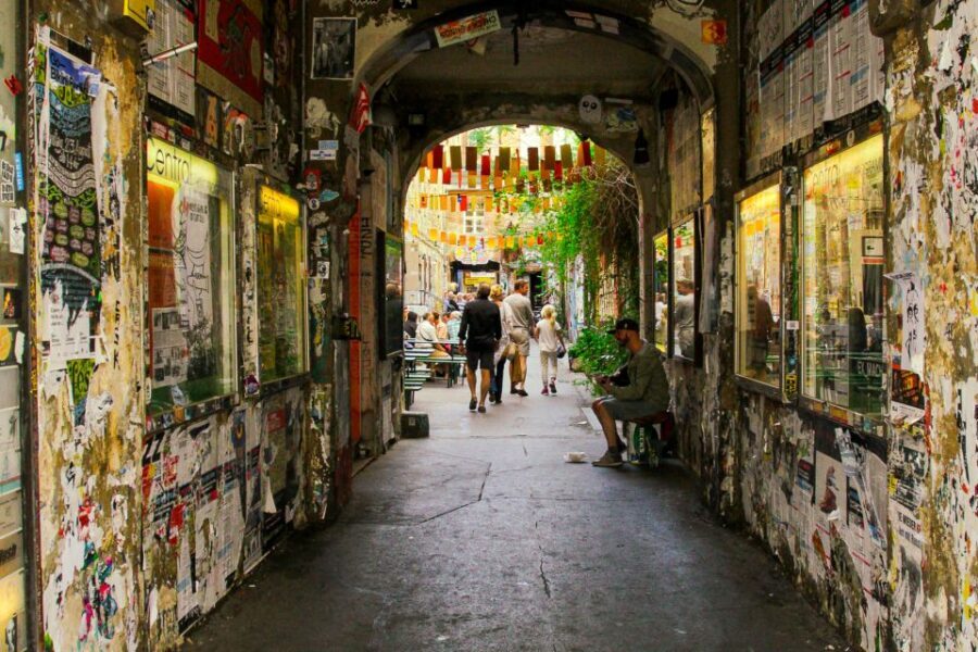 Berlin: Alternative Berlin Walking Tour - Key points before you go