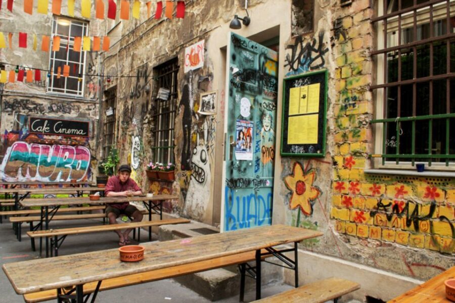 Berlin: Alternative Berlin Walking Tour - Price and value: why $29 can work if you want the right kind of Berlin