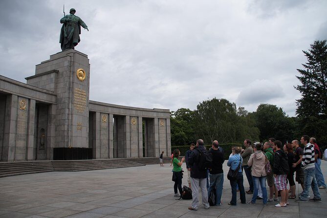 Berlin and National Socialism: Berlin under Nazism - Stop 4: Tempelhof Airport—early air power you can still picture