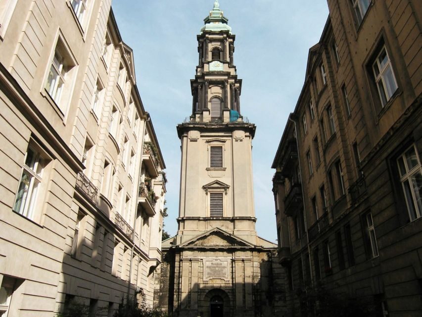 Berlin: Backyards of Berlin 2-Hour Tour - Finding Hackesche Höfe: Your Starting Gate Into the Backyards