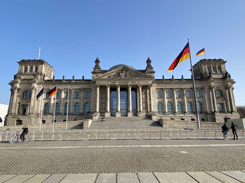 Berlin Battlefield Tour - Operation Berlin 1945 - Platz der Republik: city streets, assault planning, and the approach to the Reichstag