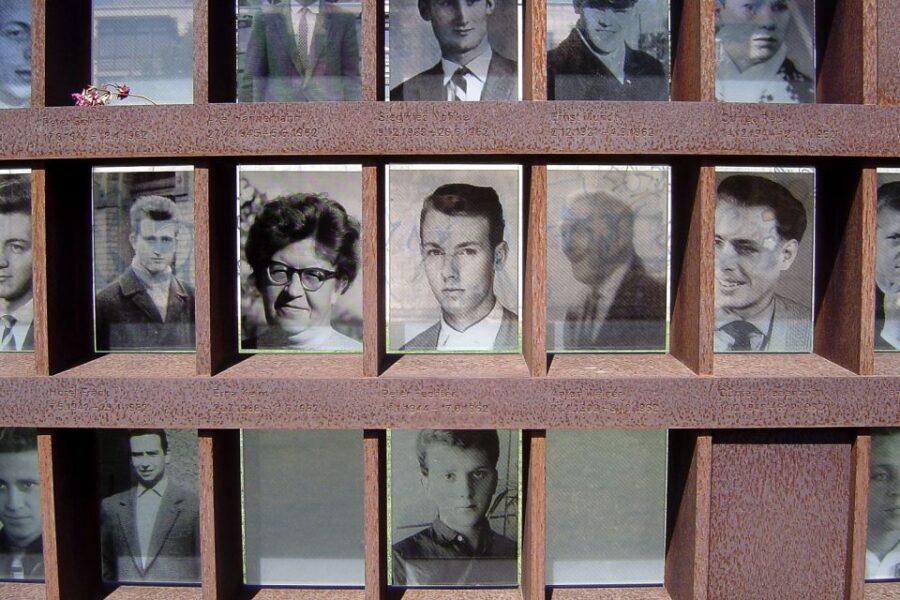 Berlin: Berlin Wall and the Cold War Walking Tour - Tunnel 57 and escape stories: when hope met engineering