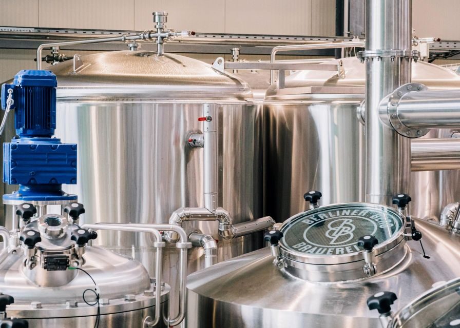 Berlin: Berliner Berg Brewery Tour with Beer Tasting - Who this tour is best for (and who may feel out of place)