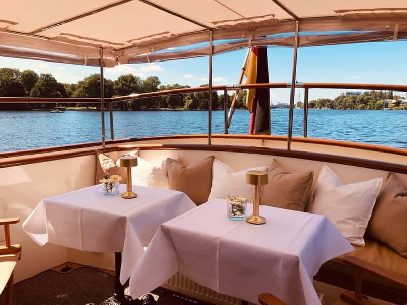 Berlin: Boat Sightseeing Tour on Electric Motor Yacht - How long is long enough on a 75-minute Spree cruise