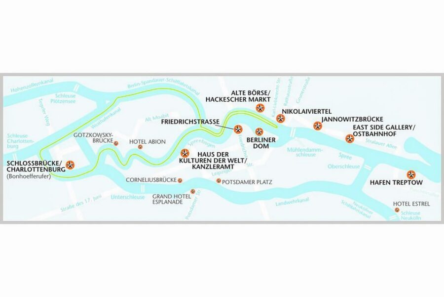Berlin: Boat Tour Along the River Spree - A Low-Stress Way to See Berlin From the River Spree
