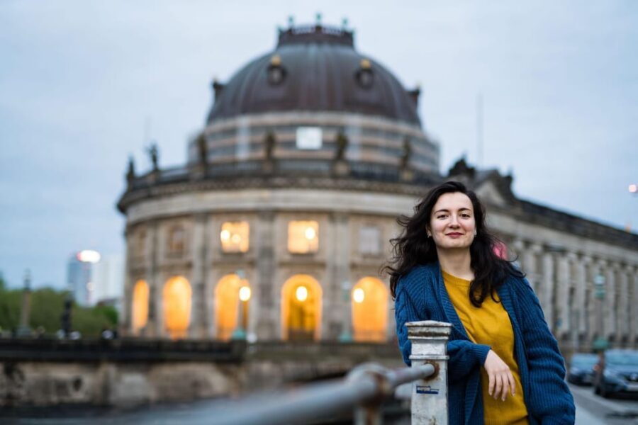 Berlin by Night: Private Photoshoot at Illuminated Cityscape - Brandenburg Gate Photo Stop: Finishing Where Berlin Feels Most Iconic