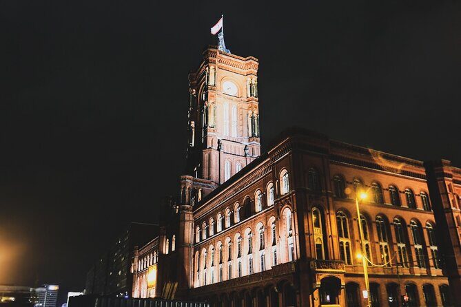 Berlin by Night Private Tour - All Must-See Sites Magically Lit Up at Night - Who this Berlin by Night private tour fits best