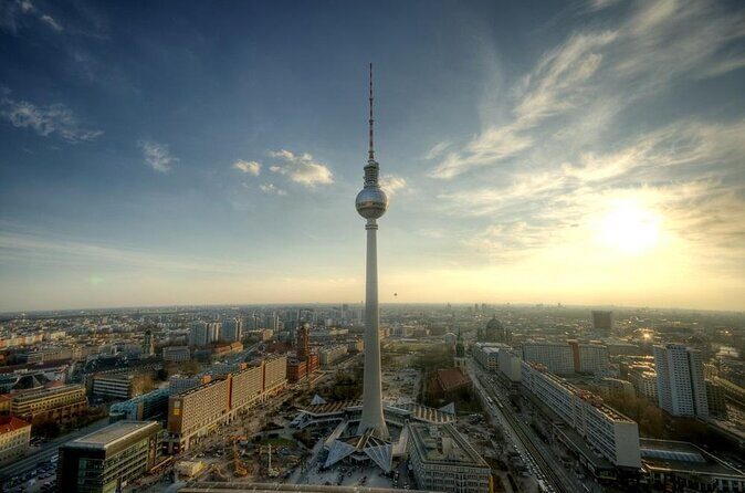 Berlin Capital 4-Course Sunset Dinner Cruise Including Drinks - From the Water: Reichstag Area and the Parliament Stop