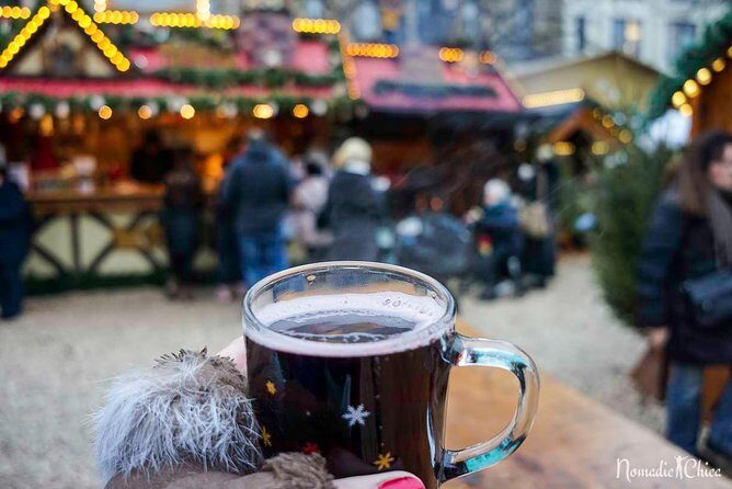Berlin Christmas Markets with Culinary Tour - Stop 1: Gendarmenmarkt for Glühwein and Classic Market Dishes