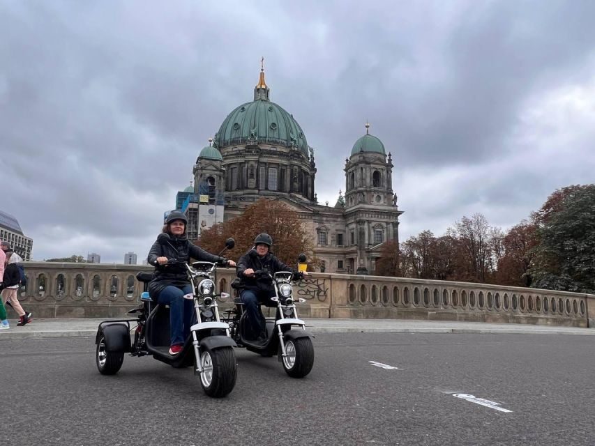 Berlin City: 2 Hour Guided Fat Tire E-Scooter Tour - How the Ride Works: Sidewalks, Bike Lanes, and Spree River Views
