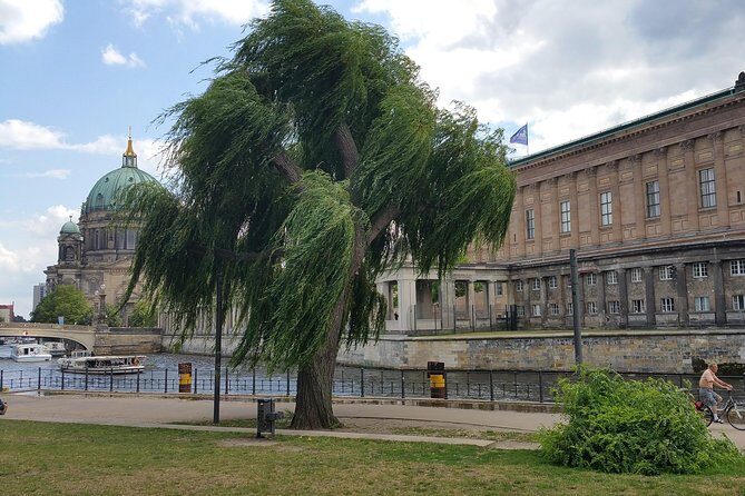 Berlin City Center: The Most Famous Sites (private 3 hours Walking tour) - Should You Book This Private City-Center Tour?