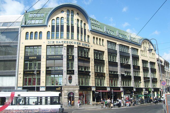 Berlin City Walking Tour of Scheunenviertel and Hackesche Höfe in Berlin Mitte - Key highlights at a glance