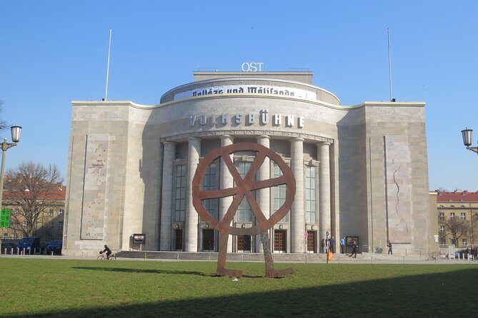 Berlin City Walking Tour of Scheunenviertel and Hackesche Höfe in Berlin Mitte - Price and value for a private group (up to 15)
