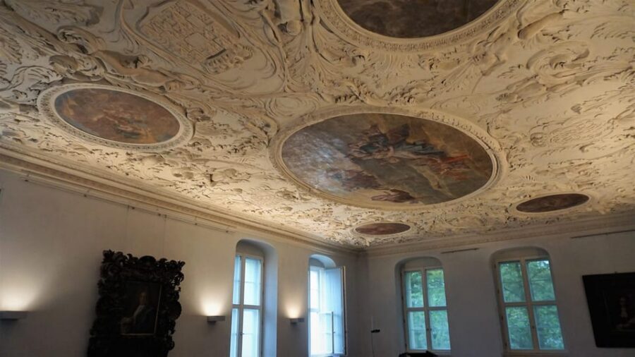 Berlin: Classical concerts in Köpenick Palace - Aurora Hall - Köpenick Palace and Aurora Hall: a compact concert setting in Berlin