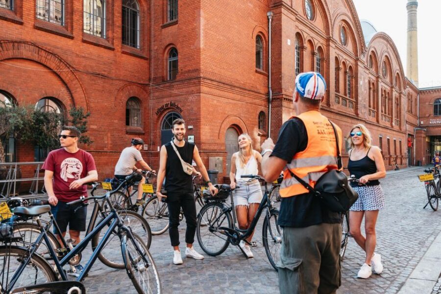 Berlin: Cold War Era History Guided Bike Tour - How the Bike Setup Makes a 15 km Tour Feel Manageable