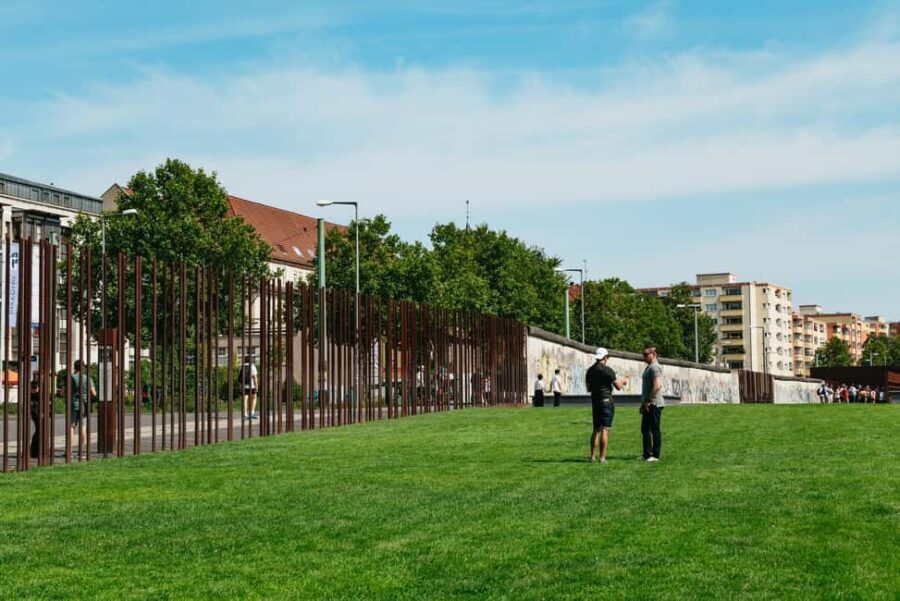 Berlin: Cold War Walking Tour on Berlin Wall Route - Berlin Wall walking tour route: why this one makes sense
