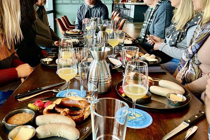 Berlin Craft Beer & Cultural Tour With Snack - Where you meet and how the route feels