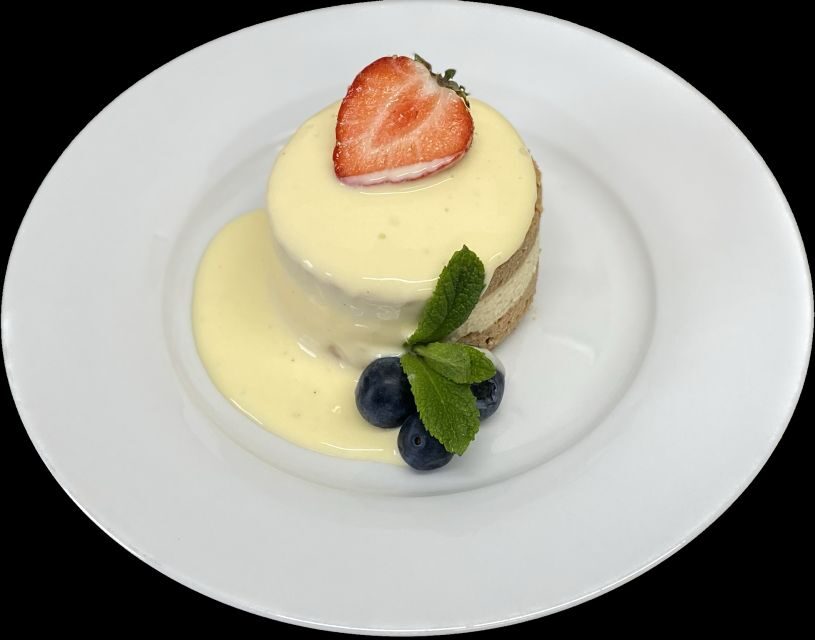 Berlin: Dinner Cruise on the Spree with Prosecco - What it’s really like onboard: service, warmth, and commentary