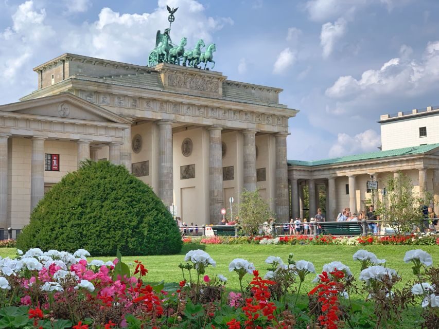 Berlin: Discover Berlin Walking Tour - Key moments that make this walk worth your time