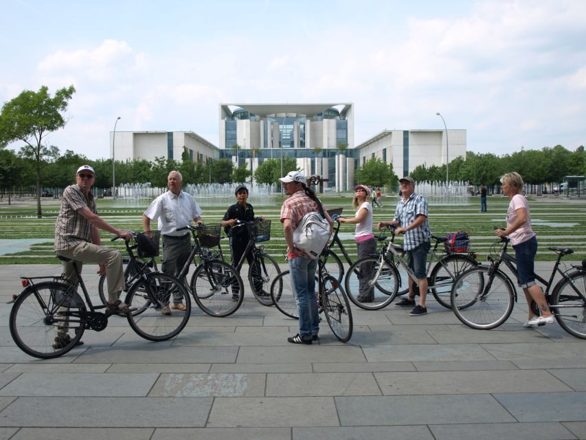 Berlin: E-Bike Tour of the Berlin Wall and Mitte Highlights - Charité, Reichstag, Brandenburg Gate: Mitte’s Power Corridor by E-Bike