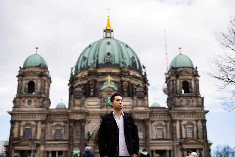 Berlin: Early Morning Private Photoshoot to avoid the Crowd - Meeting at Polish Institute Berlin: what “private” feels like in practice