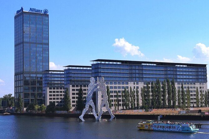 Berlin East Side Tour 2.5 hour cruise with commentary - Museum Island to Humboldt Forum: the Berlin postcard phase