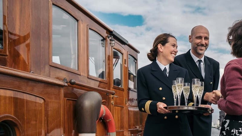 Berlin: Evening Yacht Cruise with Aperitif & Dinner Upgrade - Your aperitif is included, and it matters more than you think