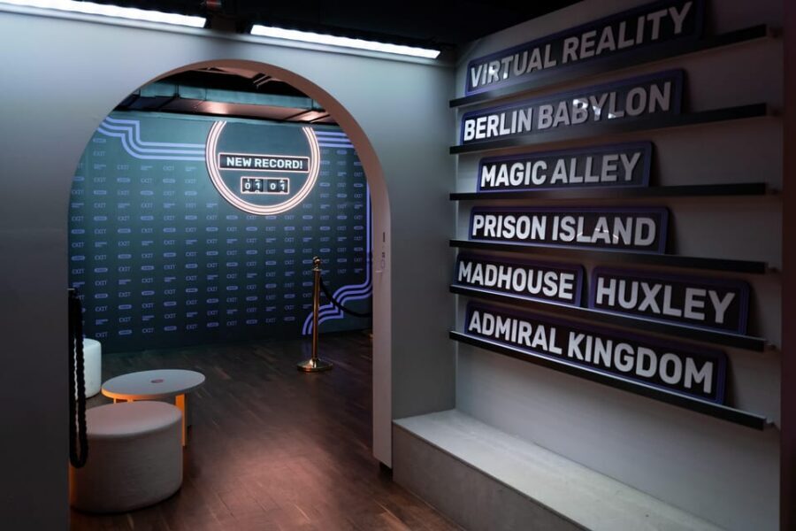 Berlin: EXIT Escape Room Games & Virtual Reality Adventures! - Your 2-hour plan: how the session is structured