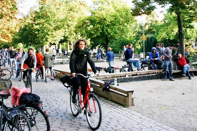Berlin: Experience the Alternative Kreuzberg on a Bike Tour - Engelbecken and Das Baumhaus: Peace Between Contrasts