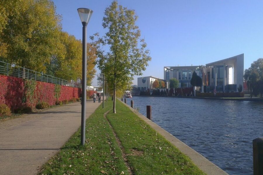 Berlin Express: Private 1-Hour E-Rickshaw Ride - Why an E-Rickshaw Works for Berlin’s Big Sights in One Hour