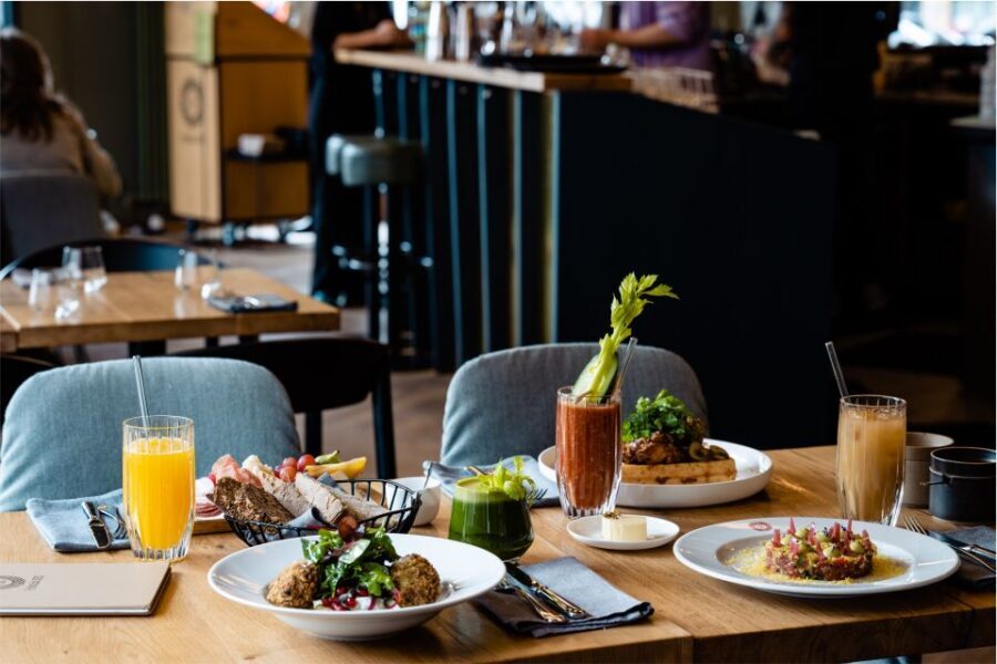 Berlin: Fine Dining Breakfast with Champagne in Schoneberg - Who This Schöneberg Champagne Breakfast Is Best For