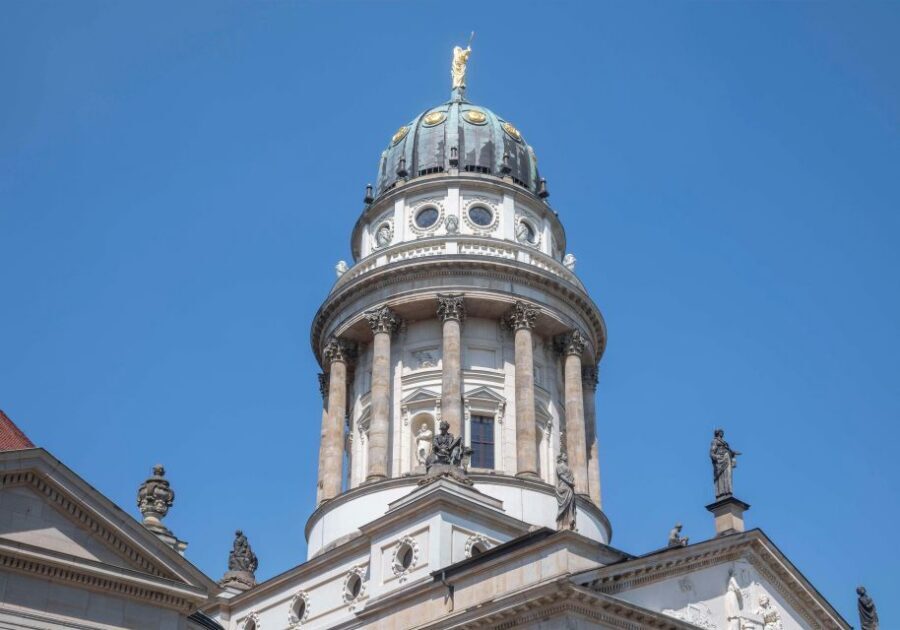 Berlin: Französischer Dom 360° Panorama & Crémant to go - The 360° panorama: lining up Fernsehturm, Berliner Dom, and more