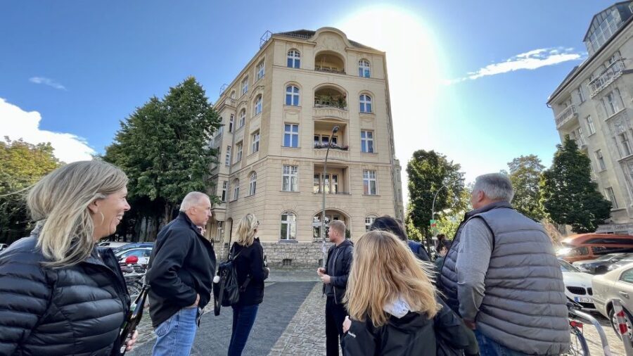 Berlin: Gourmet Food & Cultural Walking Tour - Who this tour is best for (and who should pick a different one)