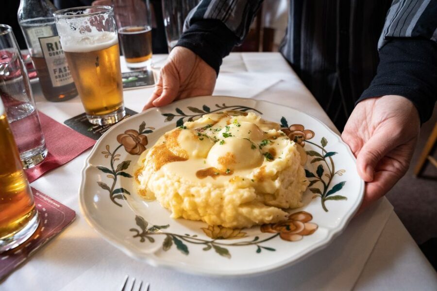 Berlin: Gourmet Food & Cultural Walking Tour - The sustainability angle: what it changes for your day (and your palate)