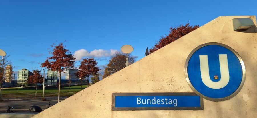 Berlin: Government District Tour and Reichstag Dome Visit - Reichstag Dome: The Signature Berlin View You’ll Remember
